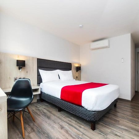 Hotel Nube, Puebla Centro Екстер'єр фото